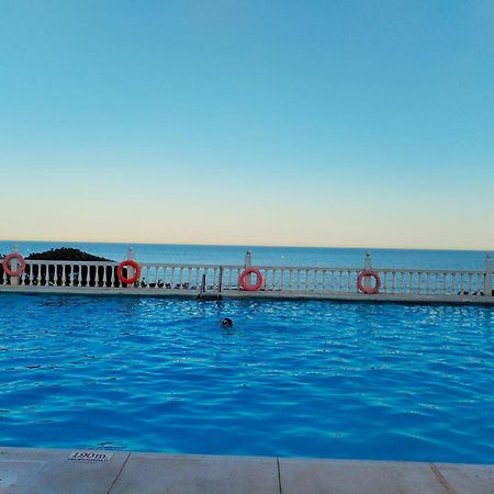 Casa Mar Apartamento Front Beach Con Wifi, Piscina, Padel Y Tenis - Lubina Del Sol Sitio de Calahonda المظهر الخارجي الصورة