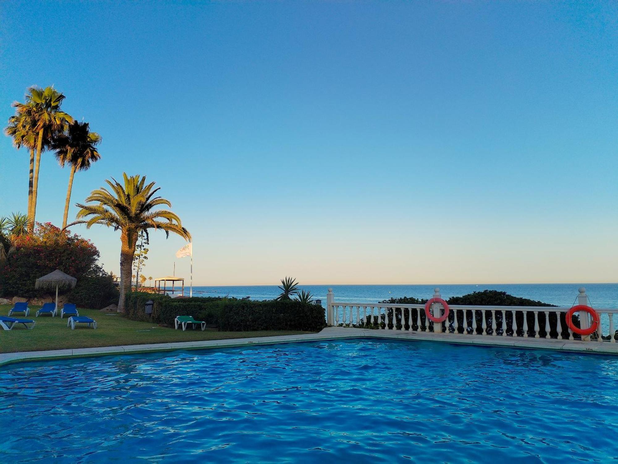 Casa Mar Apartamento Front Beach Con Wifi, Piscina, Padel Y Tenis - Lubina Del Sol Sitio de Calahonda المظهر الخارجي الصورة