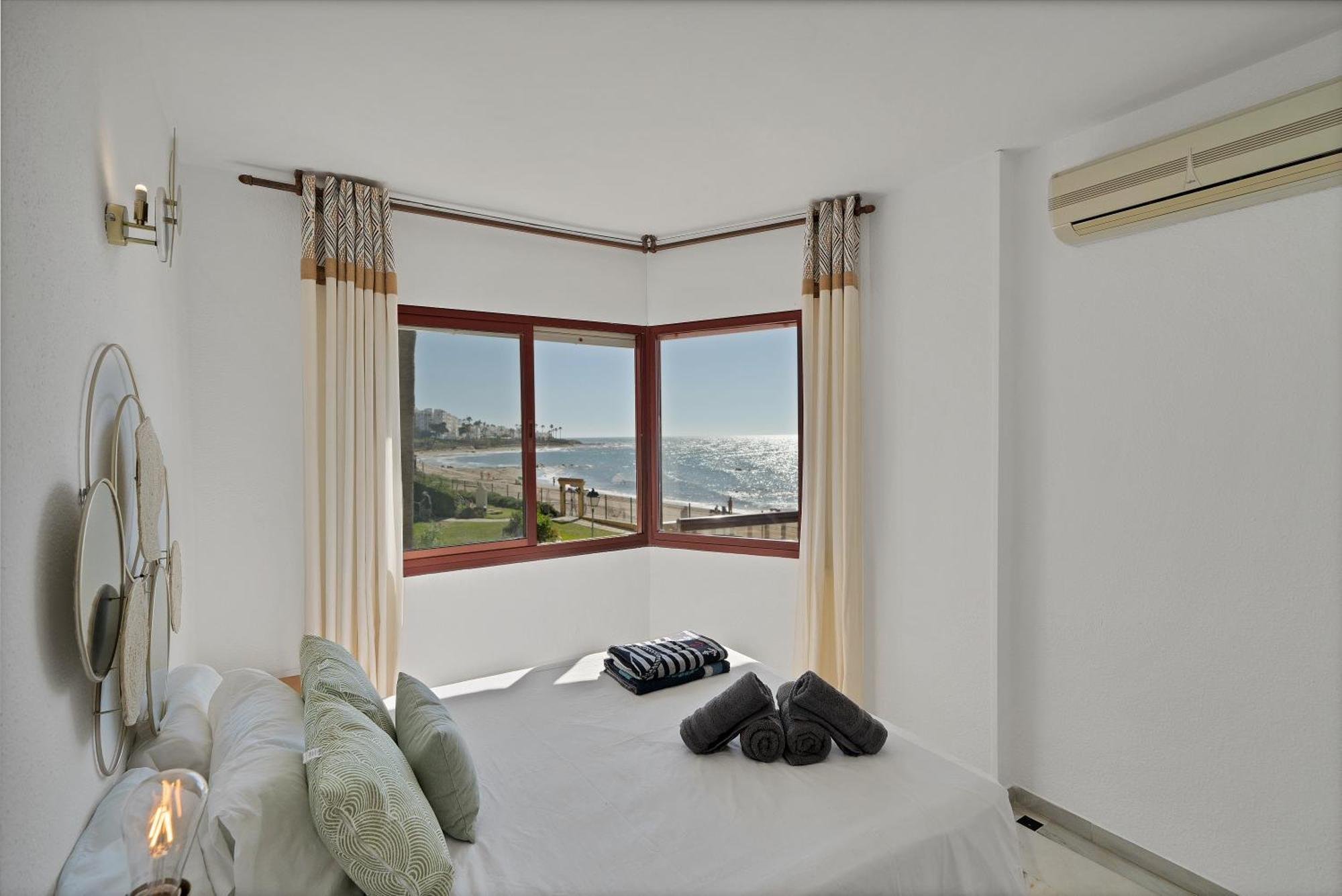 Casa Mar Apartamento Front Beach Con Wifi, Piscina, Padel Y Tenis - Lubina Del Sol Sitio de Calahonda المظهر الخارجي الصورة