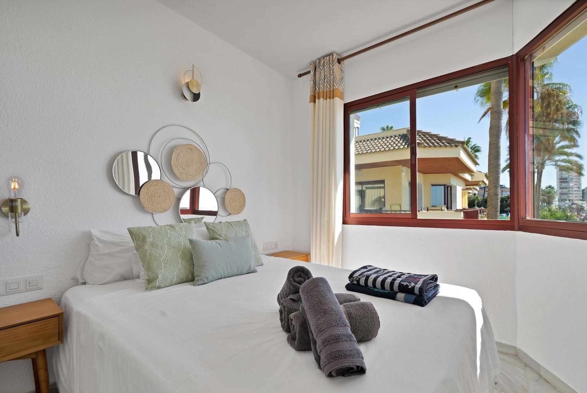 Casa Mar Apartamento Front Beach Con Wifi, Piscina, Padel Y Tenis - Lubina Del Sol Sitio de Calahonda المظهر الخارجي الصورة