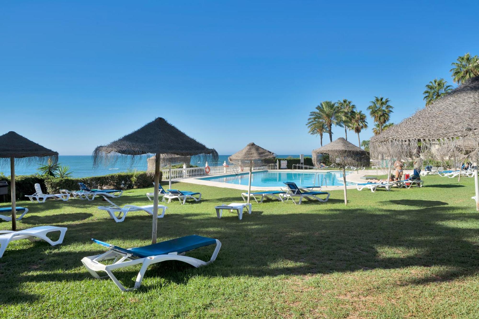Casa Mar Apartamento Front Beach Con Wifi, Piscina, Padel Y Tenis - Lubina Del Sol Sitio de Calahonda المظهر الخارجي الصورة