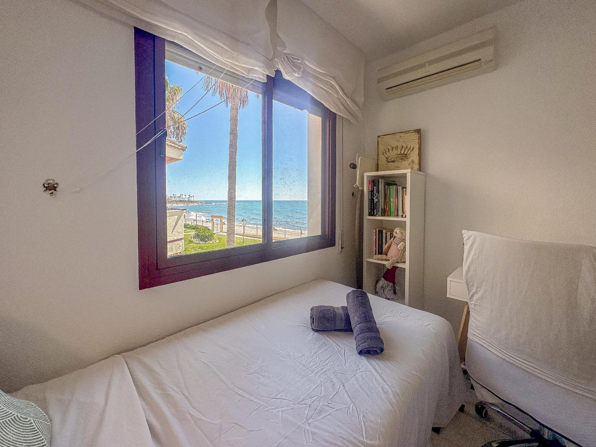 Casa Mar Apartamento Front Beach Con Wifi, Piscina, Padel Y Tenis - Lubina Del Sol Sitio de Calahonda المظهر الخارجي الصورة